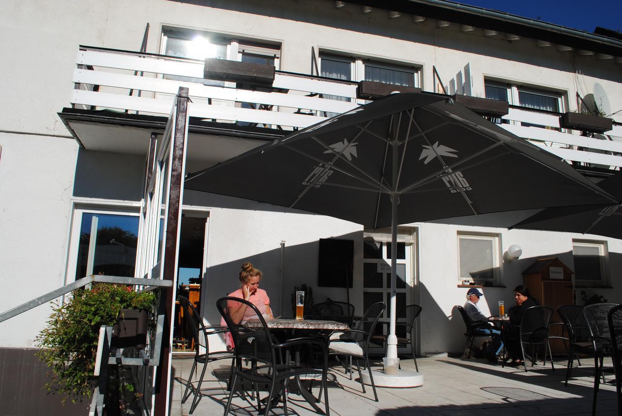 Landgasthof Gruss Brilon Bagian luar foto