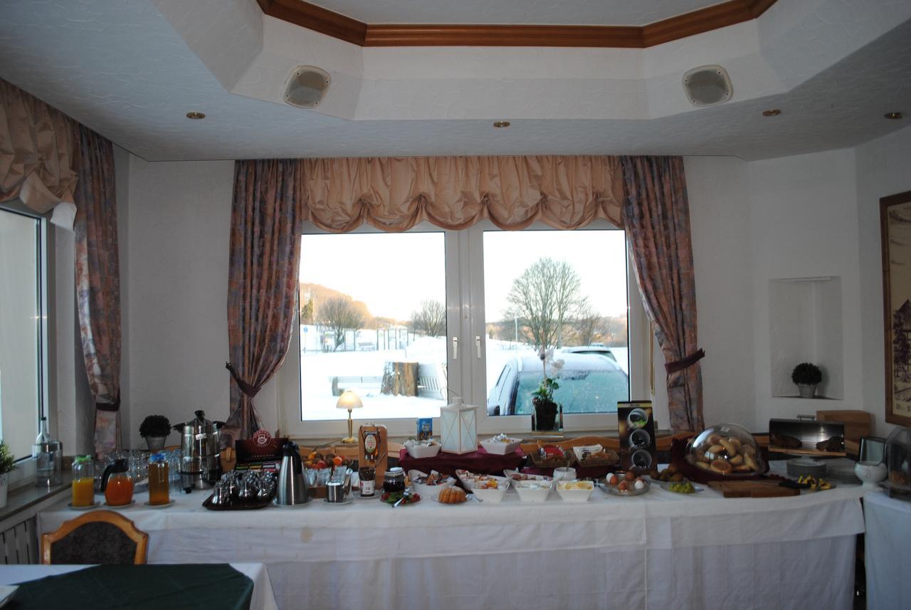Landgasthof Gruss Brilon Bagian luar foto